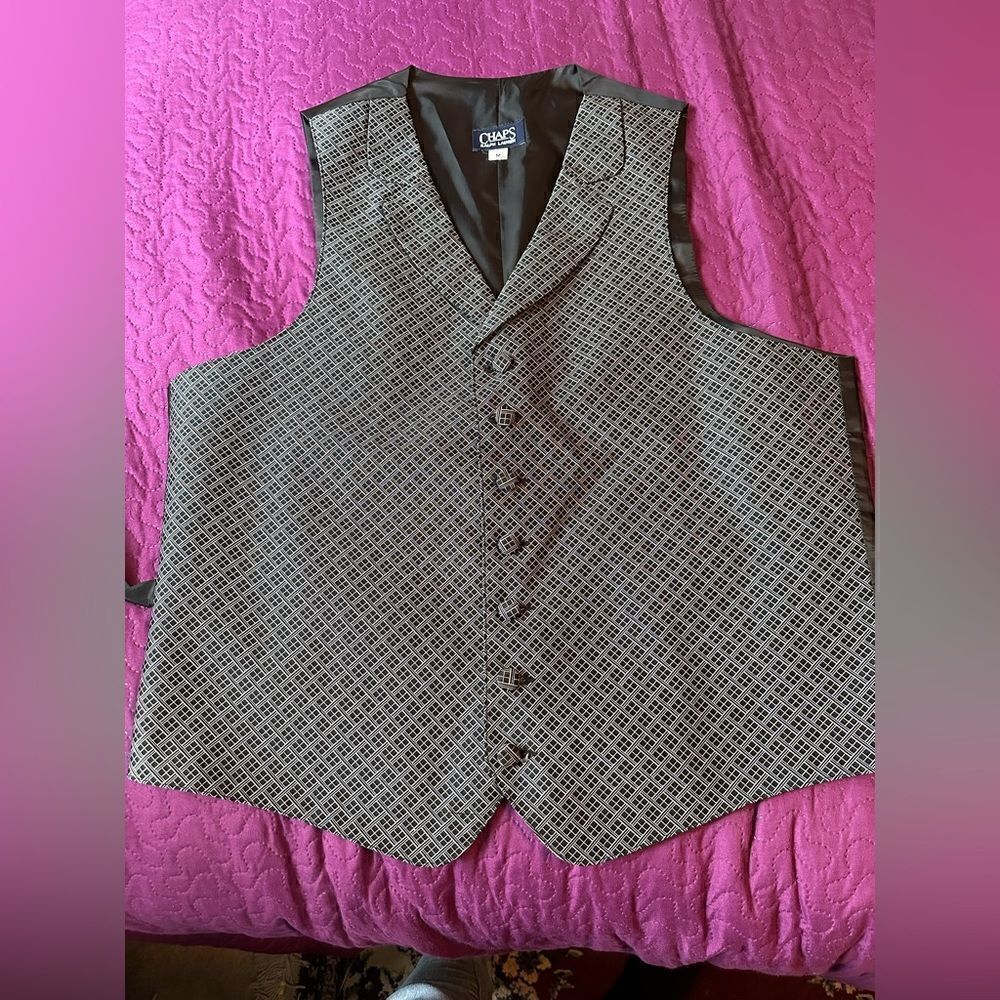 Champs Ralph Lauren, tux best - medium- gray/black geometric patterns